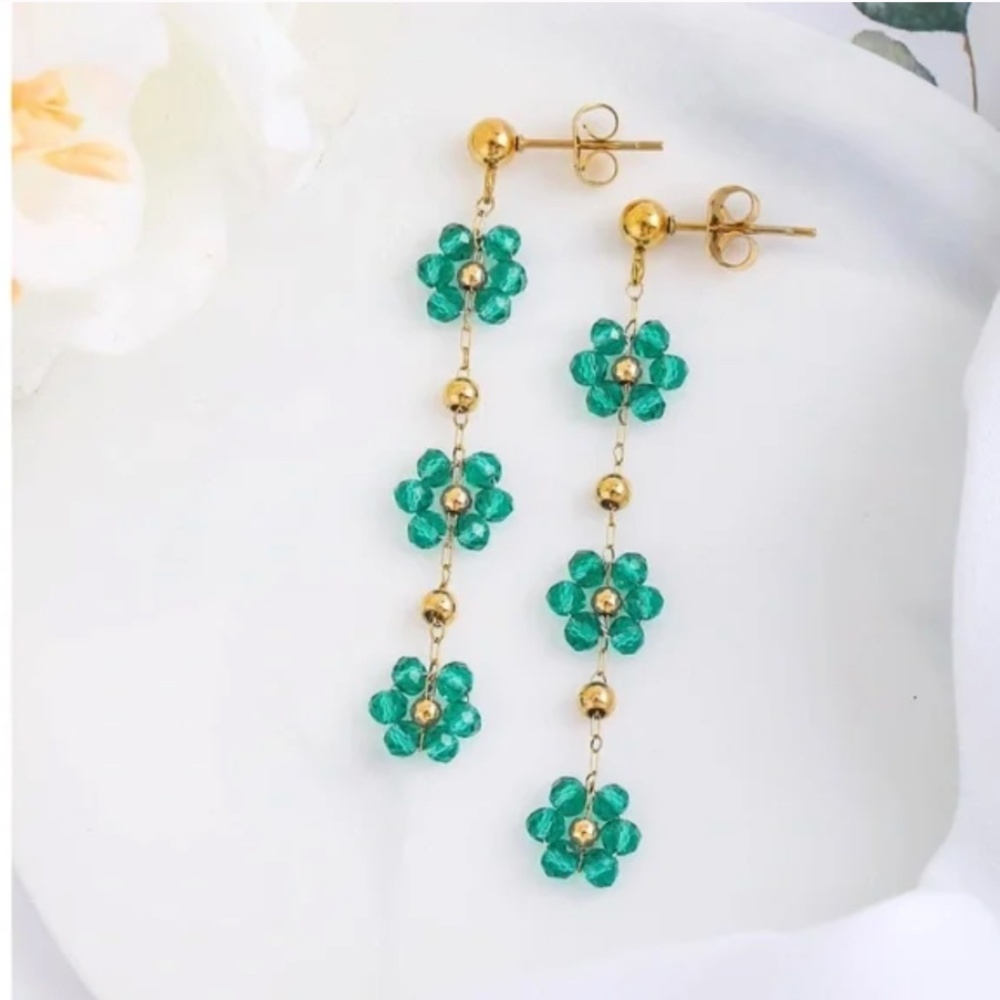 ❤️ FREE Beaded Flower Floral Chic Drop Tiered Modern Hipster Vaca Hip Earrings
